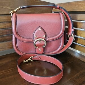 Coach Glovetanned Leather Saddle Bag! EUC!